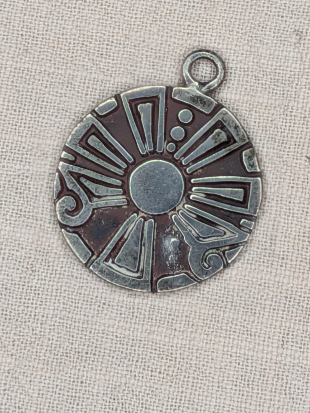 Vintage Taxco 925 Sterling Silver Sunburst Round Pendant Patina